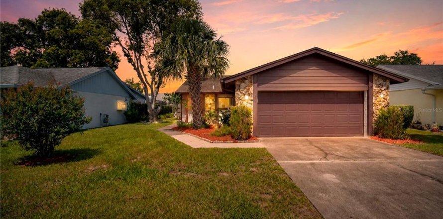 Casa en Casselberry, Florida 3 dormitorios, 140.38 m2 № 2381041