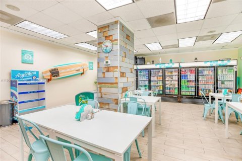 Copropriété à vendre à Hollywood, Floride: 1 chambre, 81.2 m2 № 1956025 - photo 24