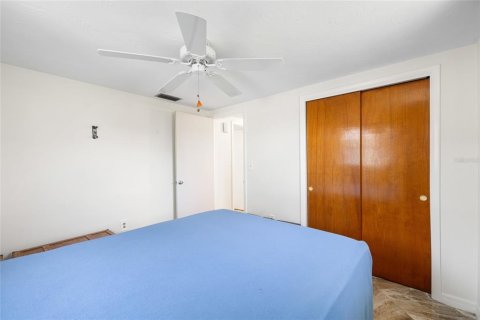 House in Holiday, Florida 2 bedrooms, 99.59 sq.m. № 1905693 - photo 21