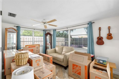 House in Holiday, Florida 2 bedrooms, 99.59 sq.m. № 1905693 - photo 15