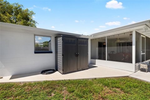 House in Holiday, Florida 2 bedrooms, 99.59 sq.m. № 1905693 - photo 29