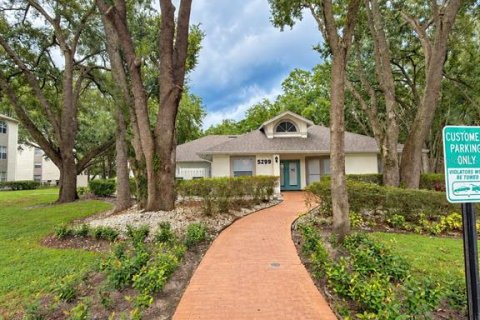 Condominio en alquiler en Kissimmee, Florida, 1 dormitorio, 61.78 m2 № 2430796 - foto 14