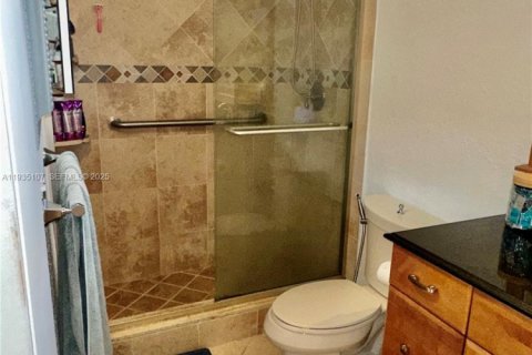 Adosado en alquiler en Pembroke Pines, Florida, 3 dormitorios, 122.91 m2 № 1993656 - foto 29