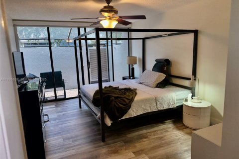 Adosado en alquiler en Pembroke Pines, Florida, 3 dormitorios, 122.91 m2 № 1993656 - foto 25