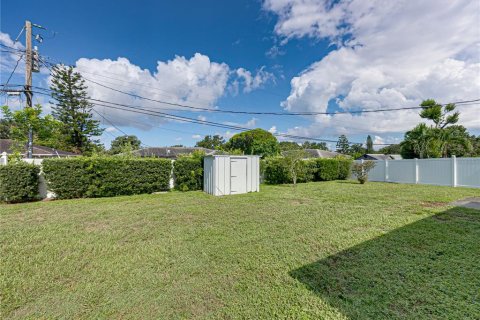 Villa ou maison à vendre à Saint Petersburg, Floride: 2 chambres, 91.42 m2 № 1876038 - photo 28