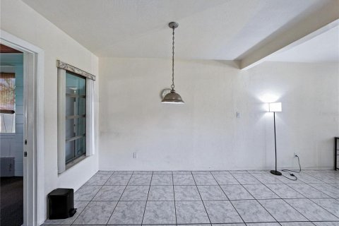 Villa ou maison à vendre à Saint Petersburg, Floride: 2 chambres, 91.42 m2 № 1876038 - photo 14