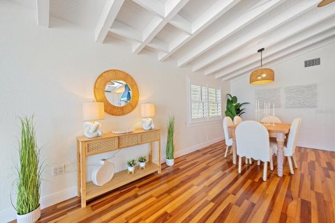 Villa ou maison à vendre à Englewood, Floride: 4 chambres, 213.02 m2 № 2229174 - photo 11