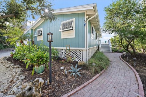 Villa ou maison à vendre à Englewood, Floride: 4 chambres, 213.02 m2 № 2229174 - photo 2