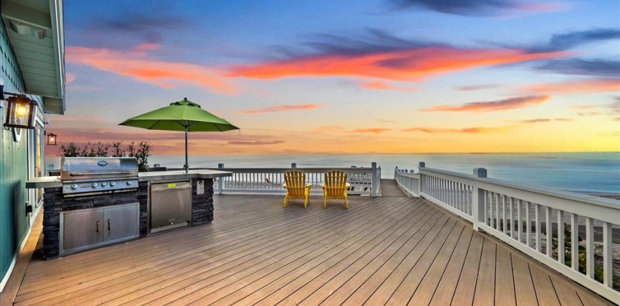 Villa ou maison à Englewood, Floride 4 chambres, 213.02 m2 № 2229174