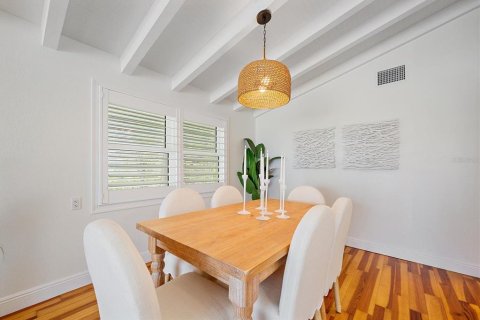 Villa ou maison à vendre à Englewood, Floride: 4 chambres, 213.02 m2 № 2229174 - photo 12