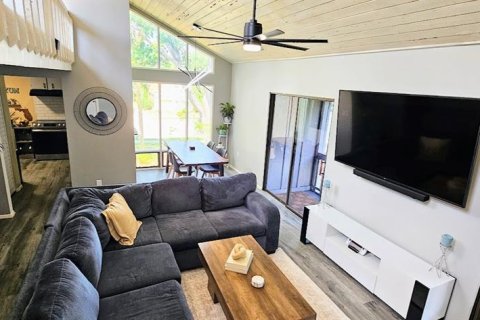 Condo in Sarasota, Florida, 2 bedrooms № 2104243 - photo 10
