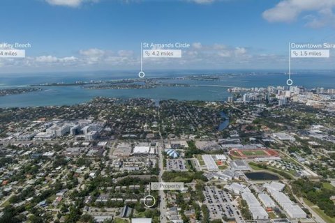 Condo in Sarasota, Florida, 2 bedrooms № 2104243 - photo 3