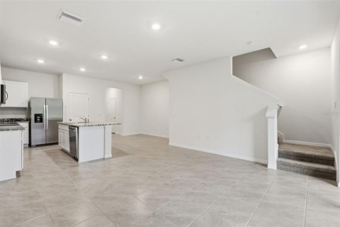 Touwnhouse à vendre à Wimauma, Floride: 3 chambres, 157.47 m2 № 2121236 - photo 12