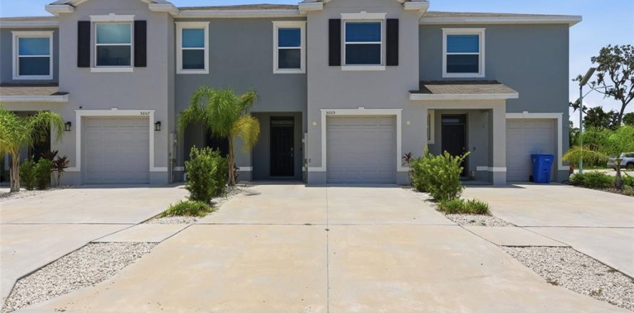 Touwnhouse à Wimauma, Floride 3 chambres, 157.47 m2 № 2121236