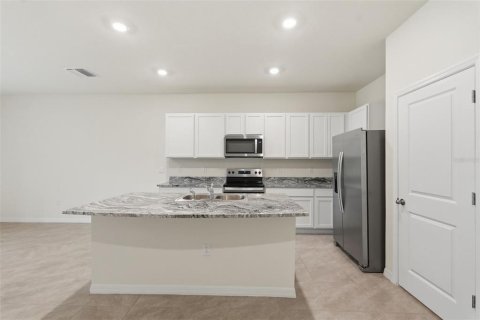 Touwnhouse à vendre à Wimauma, Floride: 3 chambres, 157.47 m2 № 2121236 - photo 4