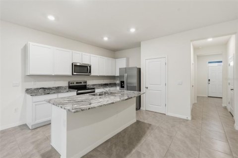 Touwnhouse à vendre à Wimauma, Floride: 3 chambres, 157.47 m2 № 2121236 - photo 3