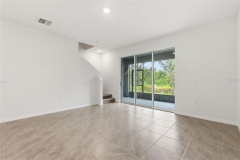 Touwnhouse à vendre à Wimauma, Floride: 3 chambres, 157.47 m2 № 2121236 - photo 10