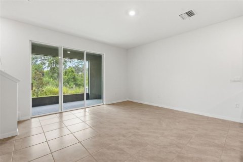 Touwnhouse à vendre à Wimauma, Floride: 3 chambres, 157.47 m2 № 2121236 - photo 9