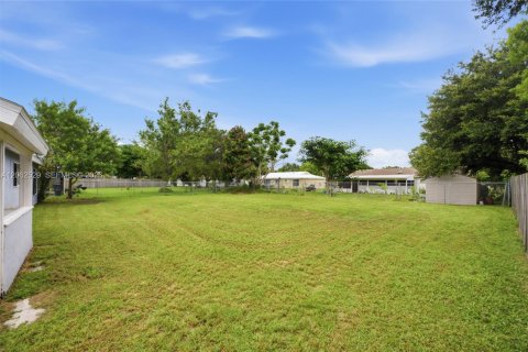 Villa ou maison à vendre à Port St. Lucie, Floride: 3 chambres, 109.25 m2 № 2290211 - photo 26