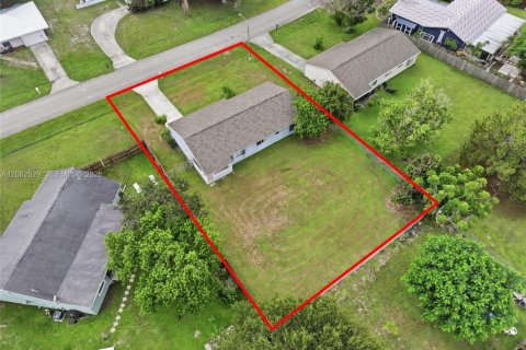 Villa ou maison à vendre à Port St. Lucie, Floride: 3 chambres, 109.25 m2 № 2290211 - photo 30