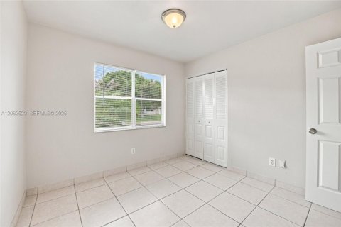 Villa ou maison à vendre à Port St. Lucie, Floride: 3 chambres, 109.25 m2 № 2290211 - photo 15