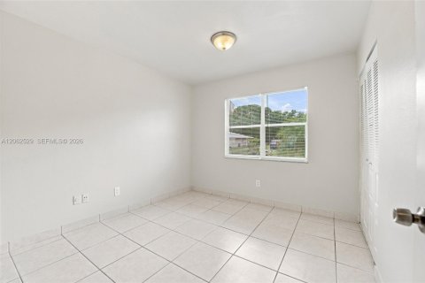 Villa ou maison à vendre à Port St. Lucie, Floride: 3 chambres, 109.25 m2 № 2290211 - photo 14