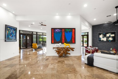 House in Southwest Ranches, Florida 5 bedrooms, 433.2 sq.m. № 1794360 - photo 24
