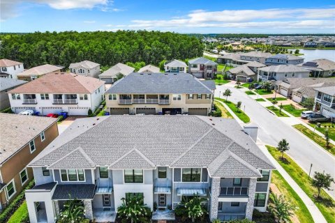 Townhouse in Kissimmee, Florida 3 bedrooms, 141.95 sq.m. № 1788277 - photo 1