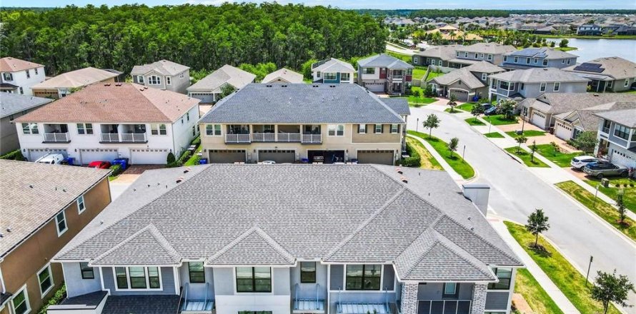 Townhouse in Kissimmee, Florida 3 bedrooms, 141.95 sq.m. № 1788277