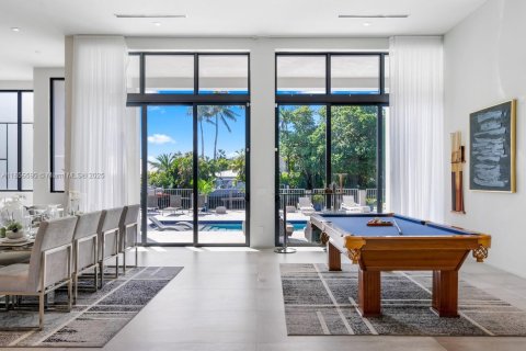 Снять в аренду виллу или дом в Форт-Лодердейл, Флорида 6 спален, 406.91м2, № 2015097 - фото 6