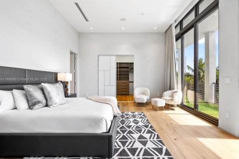 Снять в аренду виллу или дом в Форт-Лодердейл, Флорида 6 спален, 406.91м2, № 2015097 - фото 22