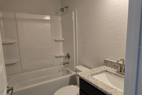 Casa en venta en Spring Hill, Florida, 4 dormitorios, 185.8 m2 № 1784489 - foto 8