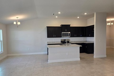 Casa en venta en Spring Hill, Florida, 4 dormitorios, 185.8 m2 № 1784489 - foto 13