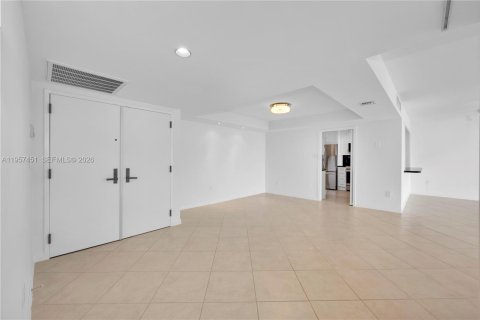 Снять в аренду кондоминиум в Майами, Флорида 2 спальни, 174.84м2, № 2020085 - фото 12