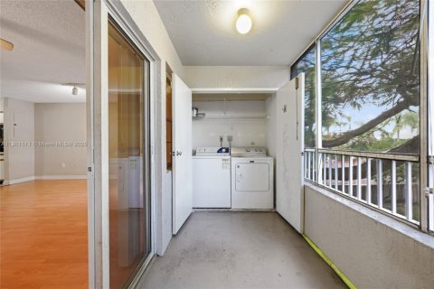 Condominio en venta en Oakland Park, Florida, 2 dormitorios, 92.16 m2 № 1967372 - foto 20