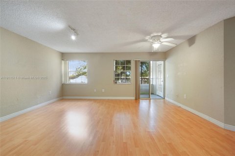 Condominio en venta en Oakland Park, Florida, 2 dormitorios, 92.16 m2 № 1967372 - foto 4