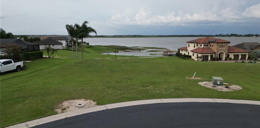 Terreno en Lake Alfred, Florida № 2224482