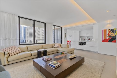 Condo in Miami, Florida, 3 bedrooms  № 1794778 - photo 9