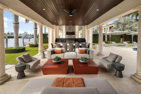 Villa ou maison à vendre à Miami Beach, Floride: 21 chambre, 3287.35 m2 № 1935083 - photo 16