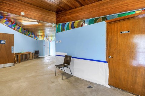 Immobilier commercial à vendre à Holmes Beach, Floride: 584.54 m2 № 1877104 - photo 15