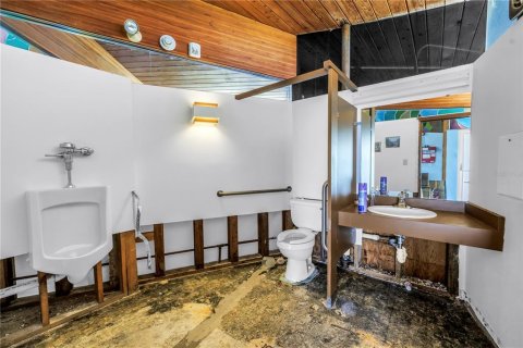 Immobilier commercial à vendre à Holmes Beach, Floride: 584.54 m2 № 1877104 - photo 16