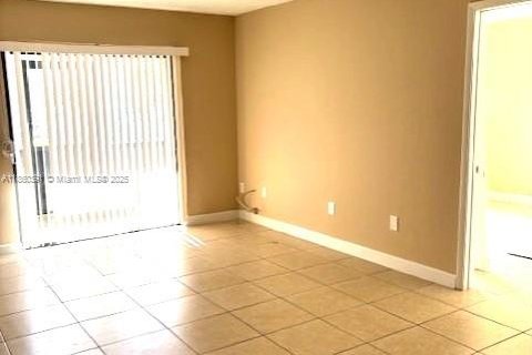 Copropriété à vendre à Miami, Floride: 3 chambres, 92.25 m2 № 1889400 - photo 26
