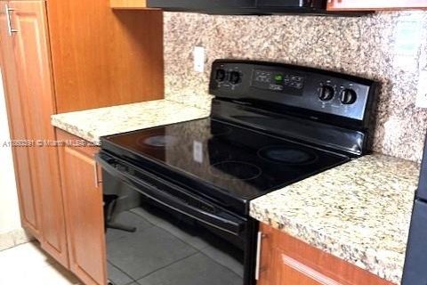 Copropriété à vendre à Miami, Floride: 3 chambres, 92.25 m2 № 1889400 - photo 6