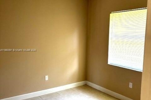 Copropriété à vendre à Miami, Floride: 3 chambres, 92.25 m2 № 1889400 - photo 18