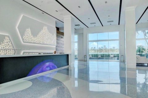 Condominio en venta en Miami Beach, Florida, 1 dormitorio, 69.31 m2 № 1957593 - foto 4