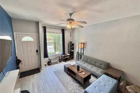 Copropriété à vendre à Gainesville, Floride: 2 chambres, 103.49 m2 № 2108226 - photo 2