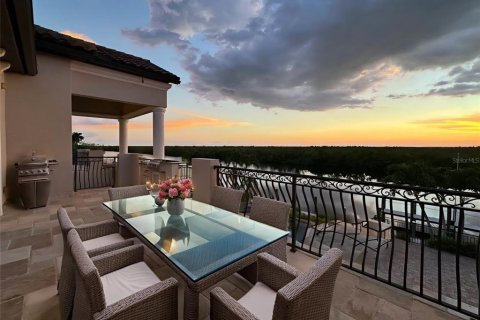 Casa en venta en Cape Coral, Florida, 4 dormitorios, 586.03 m2 № 1917759 - foto 6