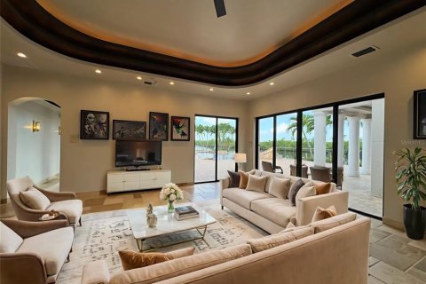 Casa en venta en Cape Coral, Florida, 4 dormitorios, 586.03 m2 № 1917759 - foto 7