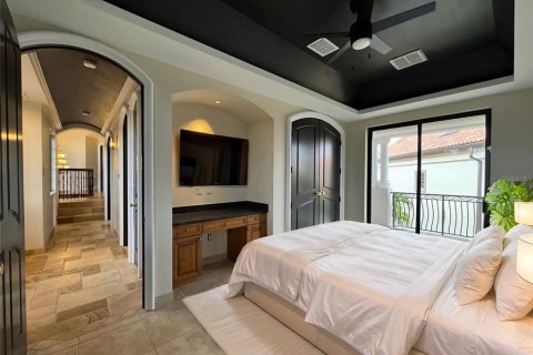 Casa en venta en Cape Coral, Florida, 4 dormitorios, 586.03 m2 № 1917759 - foto 19