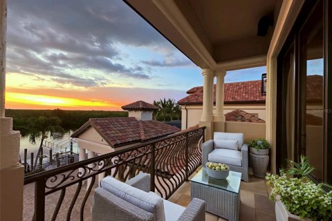 Casa en venta en Cape Coral, Florida, 4 dormitorios, 586.03 m2 № 1917759 - foto 5